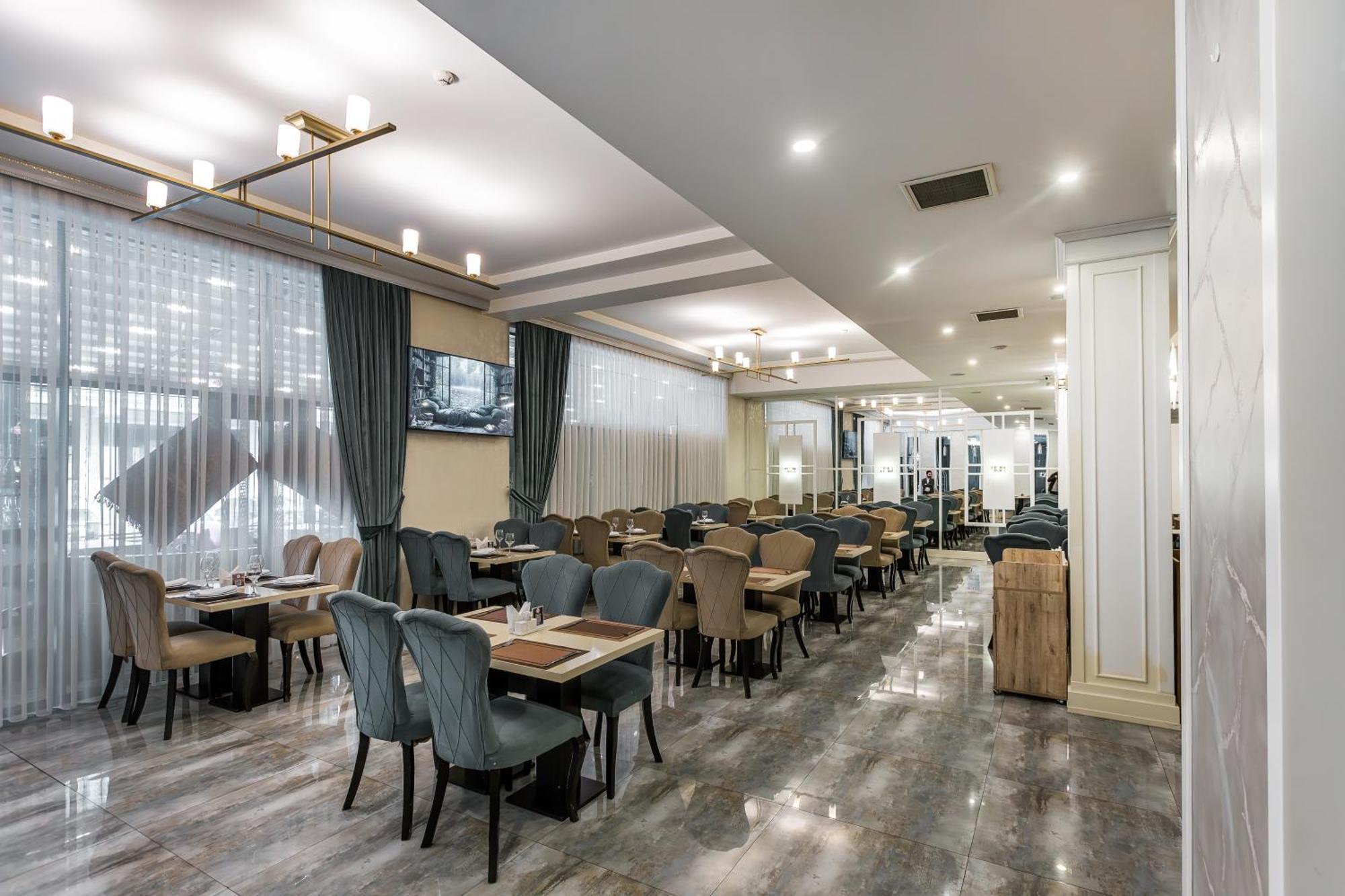 Hotel Alba & 5*