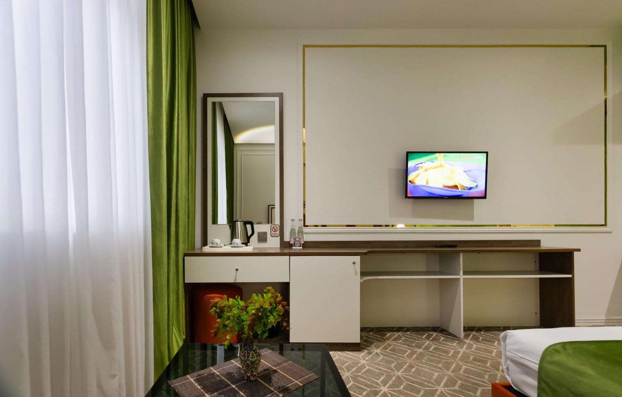 Alba & Hotel 5*